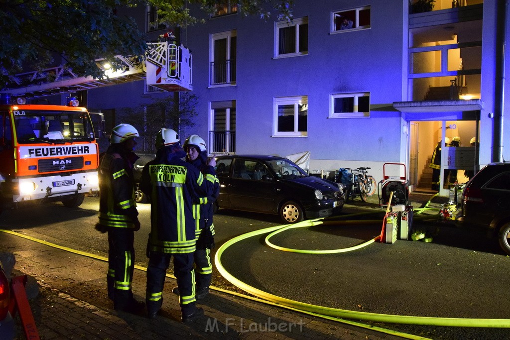 Feuer 2 Y Kellerbrand Koeln Ostheim Ruppinerstr P158.JPG - Miklos Laubert